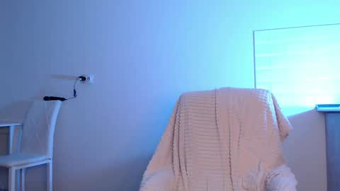 Eva online show from 02-12-26, 04:07