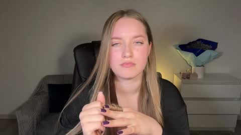 Eva online show from 04-18-26, 07:58