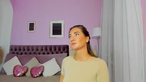 Eva online show from 11-18-25, 05:34