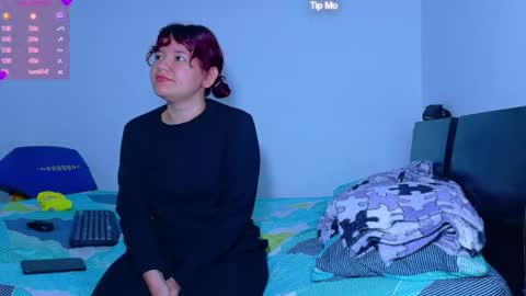 Snapshot of evaluna_02 chatting on 06-09-26, 11:44 evaluna_02 online show from 06-09-26, 11:44