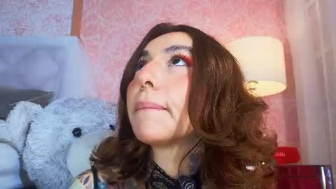 Snapshot of evangelyne1 chatting on 06-18-26, 04:22 Evangelyne online show from 06-18-26, 04:22