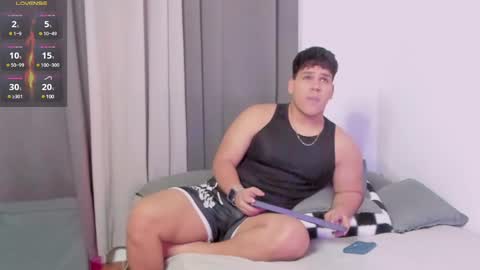 Snapshot of evansfenty chatting on 01-23-25, 05:35 evansfenty online show from 01-23-25, 05:35