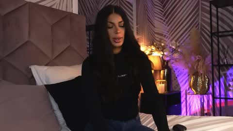 EvaRhea online show from 04-15-26, 02:51