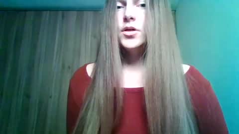 Snapshot of evasapples2026 chatting on 06-05-26, 07:41 evasapples2026 online show from 06-05-26, 07:41
