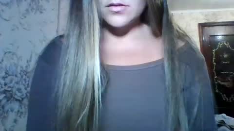 Snapshot of evasapples2026 chatting on 07-08-26, 08:46 evasapples2026 online show from 07-08-26, 08:46
