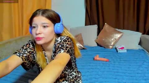 Eva online show from 11-27-25, 02:02