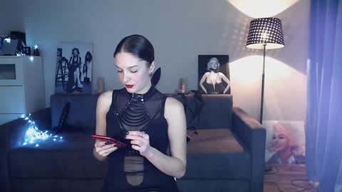 Snapshot of evatequila chatting on 12-10-24, 04:17 Eva online show from 12-10-24, 04:17