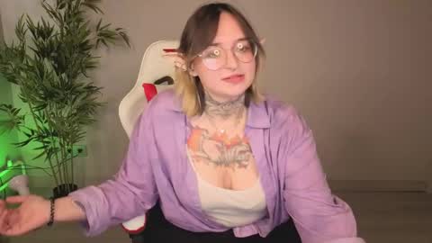 Snapshot of evathewitcher chatting on 06-01-26, 01:51 EvaTheWitcher online show from 06-01-26, 01:51