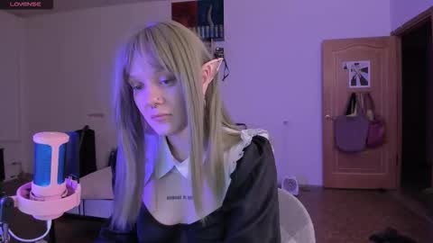      online show from 11-11-25, 04:29