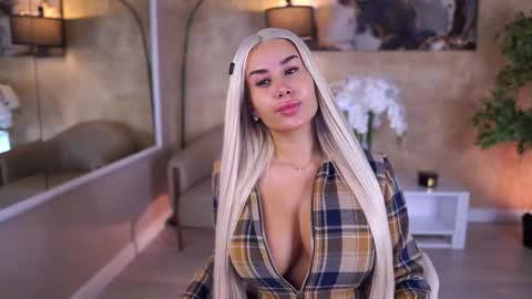 Eva online show from 03-23-26, 09:19