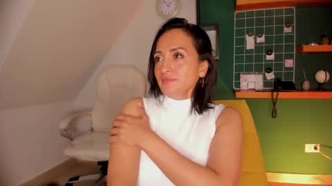 Evanna online show from 05-15-26, 11:56