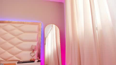 Evelyn Delicous Ebony online show from 03-23-26, 01:15