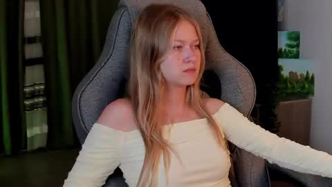 Snapshot of evemundie chatting on 07-20-26, 10:50 Eve online show from 07-20-26, 10:50