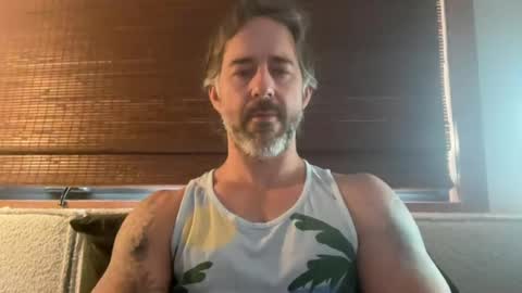 Every Day Is a Holiday online show from 06-29-26, 02:06