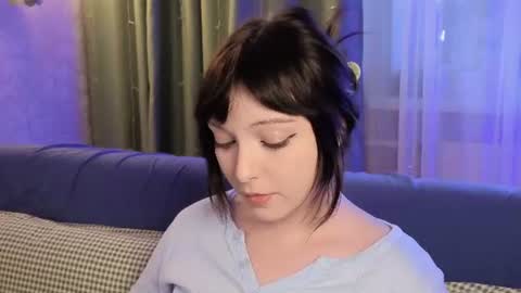 Snapshot of eves_eyes chatting on 07-10-26, 03:25 Forget me not eve on CB online show from 07-10-26, 03:25