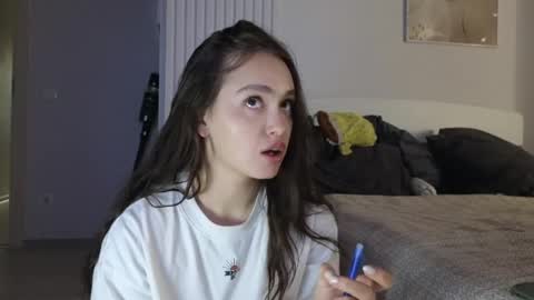 evi_woow online show from 04-16-26, 11:07