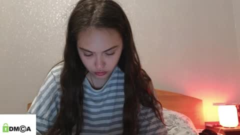 evi_woow online show from 05-20-26, 09:21