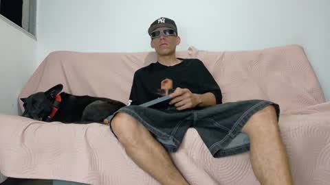 Snapshot of evil_boss1 chatting on 06-14-26, 07:10 evil_boss1 online show from 06-14-26, 07:10