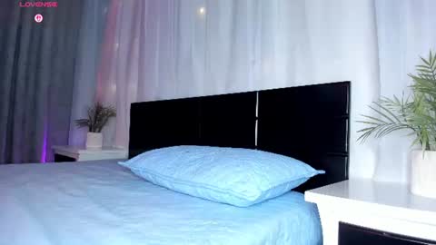 Evolet online show from 07-06-26, 03:03