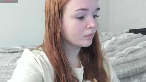 Snapshot of ewajackson chatting on 06-12-26, 12:04 Eva online show from 06-12-26, 12:04