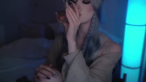 Alyson online show from 01-22-25, 12:38