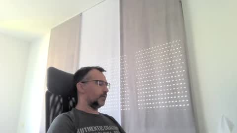 exhibit77 online show from 07-12-26, 07:43