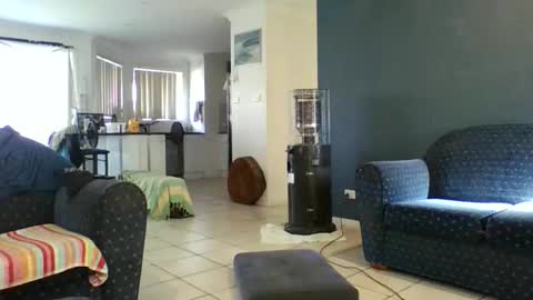 exhibitionnude online show from 05-27-26, 11:02