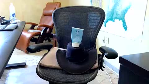 exhibitman69_ldb online show from 05-28-26, 08:50