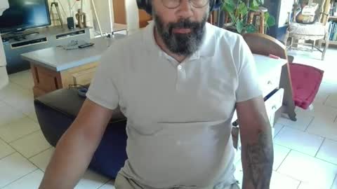 Gio online show from 05-31-26, 04:25