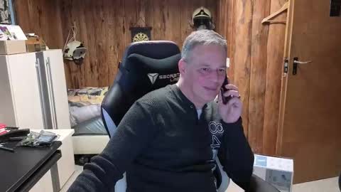 Snapshot of exibe1219 chatting on 01-13-25, 03:36 exibe1219 online show from 01-13-25, 03:36