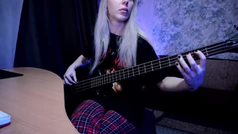 my real name is Irene but Exo is oke too  online show from 09-15-25, 12:21