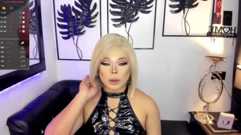 Lindsay online show from 05-20-26, 04:46
