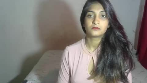 Snapshot of exotic_queen01 chatting on 01-16-25, 07:38 Amber online show from 01-16-25, 07:38