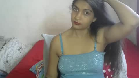 Snapshot of exotic_queen01 chatting on 02-12-25, 09:20 Amber online show from 02-12-25, 09:20