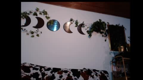 Snapshot of exoticdream18 chatting on 06-10-26, 04:45 MissExoticD1 online show from 06-10-26, 04:45