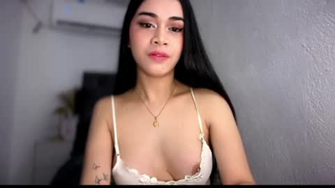 Snapshot of expensivets_chloe chatting on 07-03-26, 10:10 chloee online show from 07-03-26, 10:10