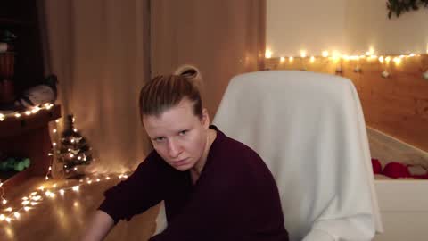 Crystal online show from 01-01-25, 03:34