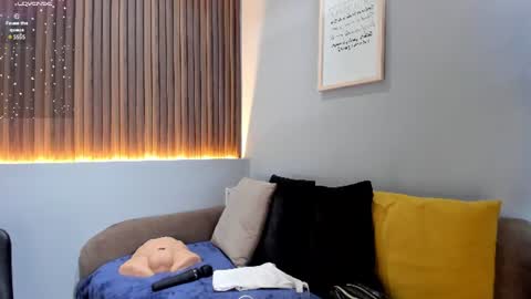      online show from 07-14-26, 07:30
