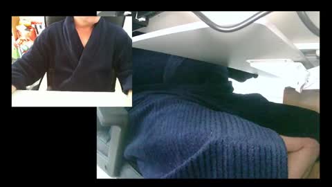 Snapshot of ezondi1 chatting on 12-25-24, 10:27 EZONDI online show from 12-25-24, 10:27