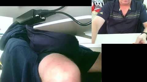 Snapshot of ezondi1 chatting on 02-15-25, 06:12 EZONDI online show from 02-15-25, 06:12