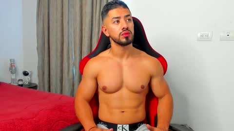 Ezzio Scolaro online show from 01-06-26, 11:58