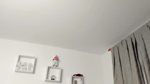 Ezzio Scolaro online show from 02-04-26, 01:33