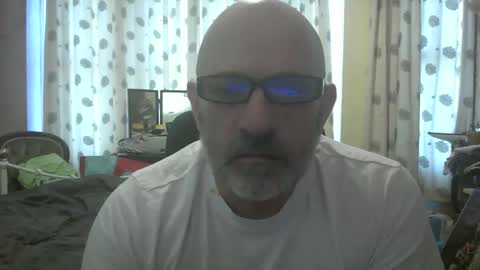 f1zzeek online show from 03-10-26, 03:28