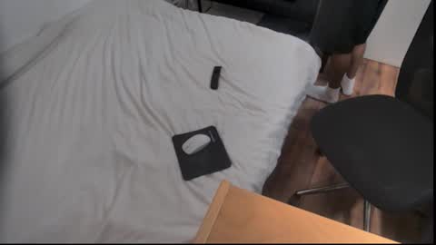 fabiano_hernandes30 online show from 02-25-26, 08:24