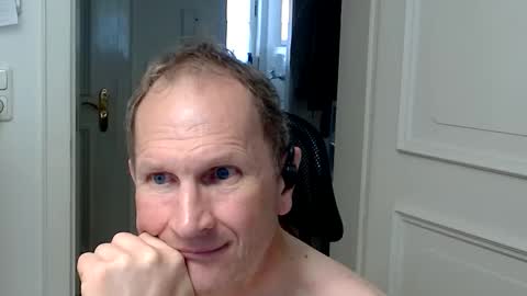 Snapshot of fabiansoohot chatting on 05-25-26, 08:53 Fabian online show from 05-25-26, 08:53
