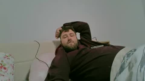 fabili1995 online show from 11-28-25, 07:38