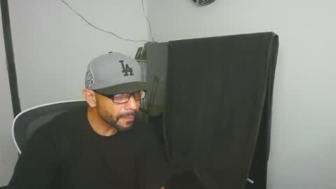 Mark online show from 06-14-26, 08:38