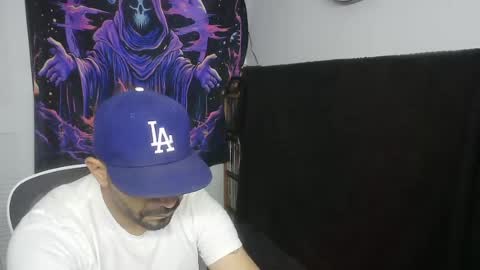 Mark online show from 08-01-26, 01:21