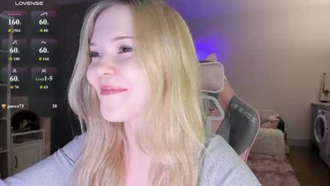 Snapshot of fairy_casey chatting on 04-28-26, 10:04 fairy_casey online show from 04-28-26, 10:04