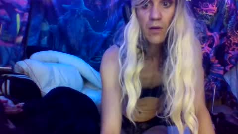 fairy_moan online show from 06-07-26, 08:51